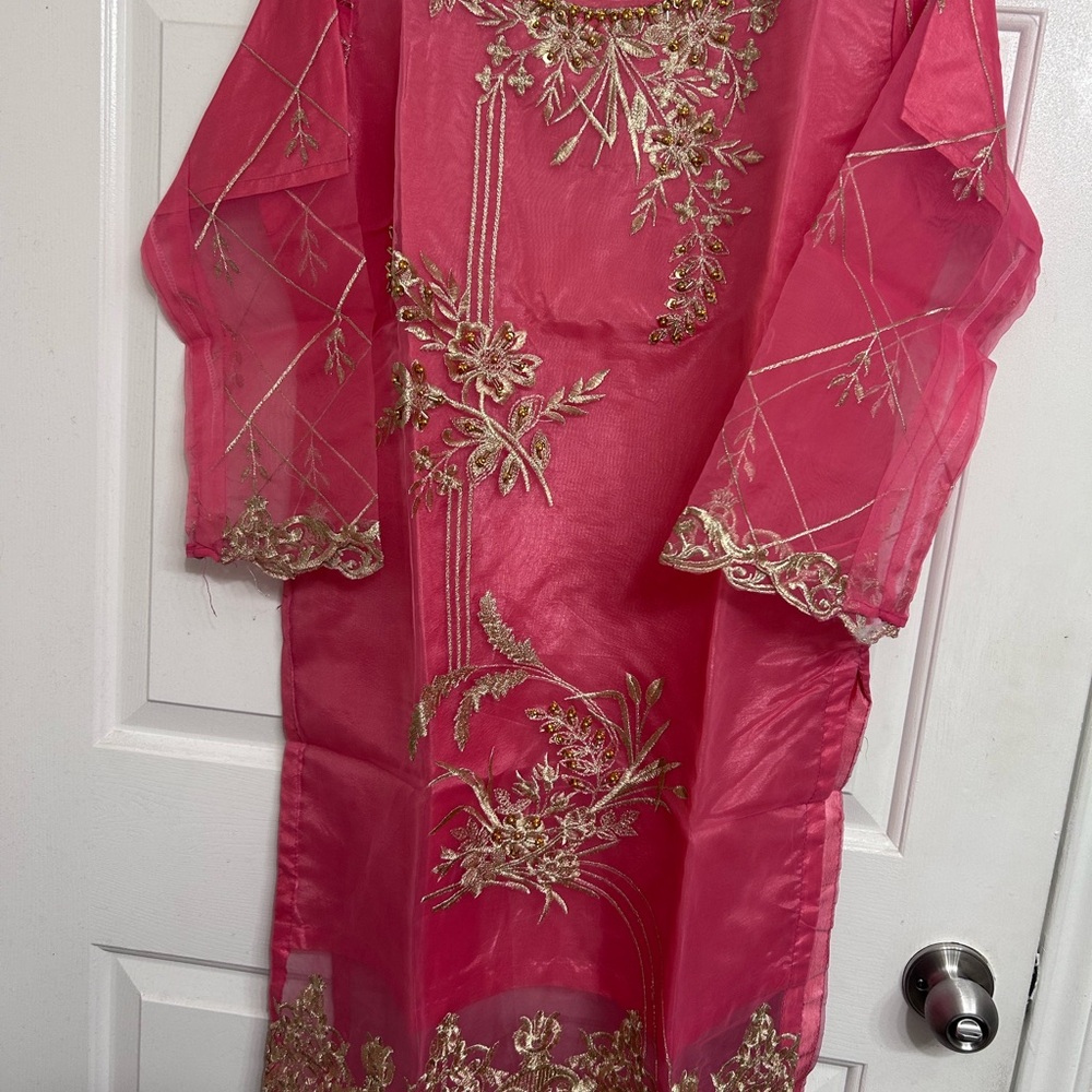 Elegant Pink and Gold Embroidered Long Sleeve Dress